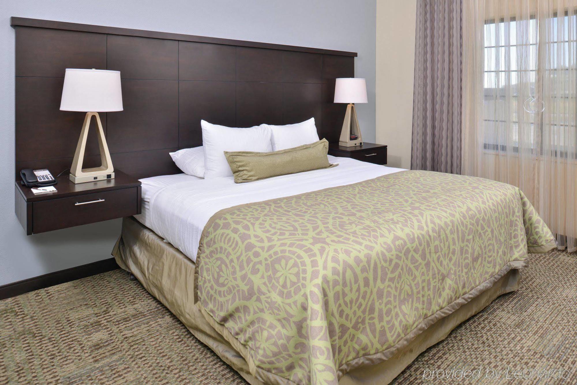 Staybridge Suites Rochester By Ihg Екстер'єр фото